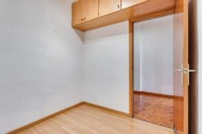 Venta de piso exterior de 3 habitaciones en La Sagrada Família, Barcelona Capital de 2ª mano - 9886