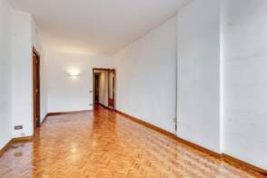 Venta de piso exterior de 3 habitaciones en La Sagrada Família, Barcelona Capital de 2ª mano - 9886