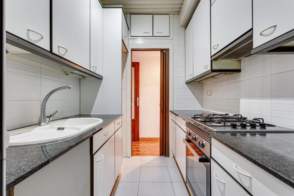 Venta de piso exterior de 3 habitaciones en La Sagrada Família, Barcelona Capital de 2ª mano - 9886