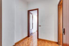 Venta de piso exterior de 3 habitaciones en La Sagrada Família, Barcelona Capital de 2ª mano - 9886