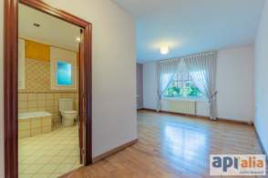 Venta de villa espaciosa en Sant Pere de Vilamajor de 2ª mano - 9871