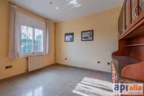 Venta de villa espaciosa en Sant Pere de Vilamajor de 2ª mano - 9871
