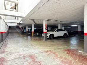 Plaza de Parking en venta en el centro de Salt de 2ª mano - 9866