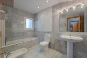 Dúplex en venta en Barri Vell, Girona Capital de 2ª mano - 9951