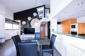 Venta de dúplex en Girona Capital, zona Devesa de 2ª mano - 9956