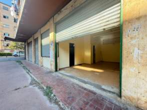 Local comercial en venta en el Centre de Salt de 2ª mano - 9981
