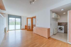 Piso en venta en Santa Eugènia, Girona Capital
