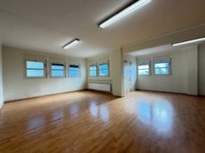Local Comercial en Alquiler en Sant Jordi Desvalls de 2ª mano - 9986