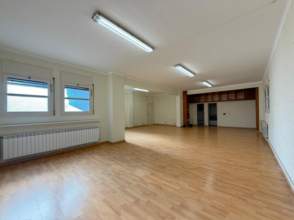 Local Comercial en Alquiler en Sant Jordi Desvalls