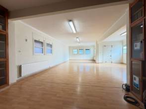 Local Comercial en Alquiler en Sant Jordi Desvalls de 2ª mano - 9986