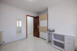 Piso en venta en Sant Narcís de 2ª mano - 5671