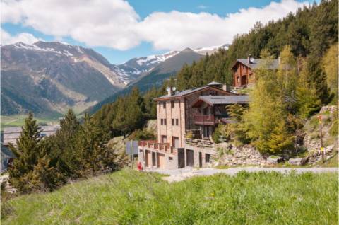 4-bedroom townhouse for sale in Canillo · 30 of 60