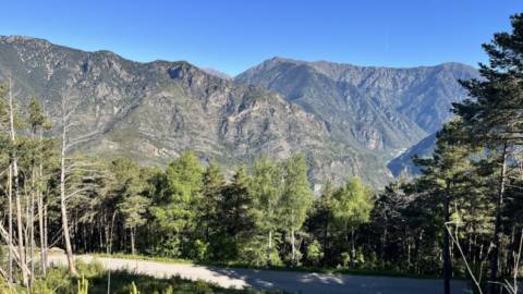Terreny en venda a Auvinyà, Sant Julià de Lòria · 3 de 12