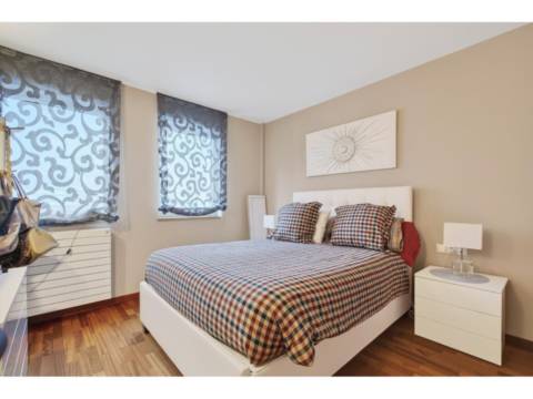 Appartement 3 chambres à vendre à Centre, Andorre-la-Vieille · 50 sur 60