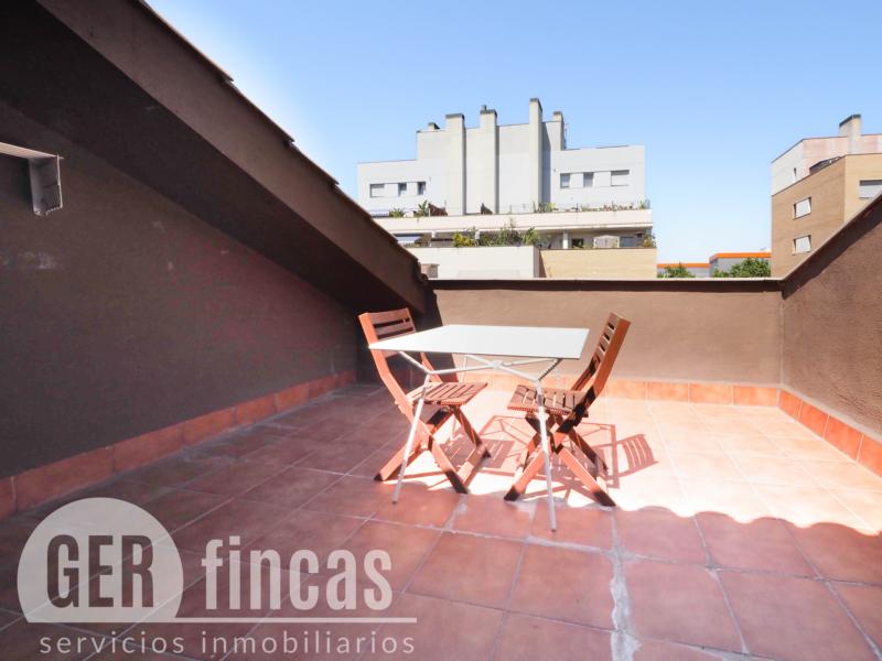 Dúplex de 104 m² con dos terrazas y piscina comunitaria en Torre-sana · Terraza