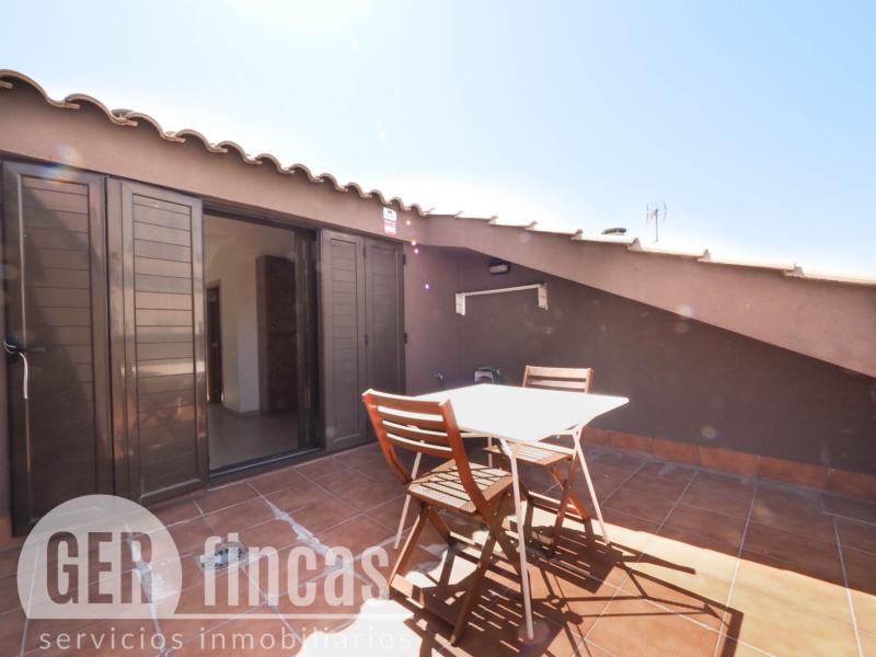 Dúplex de 104 m² con dos terrazas y piscina comunitaria en Torre-sana · Terraza