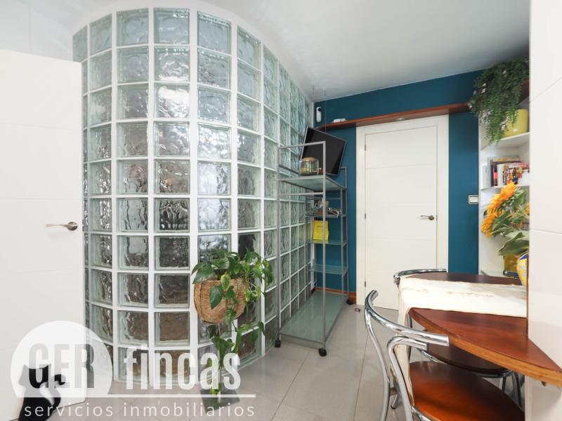 Reformado · Balcón y ascensor · Cocina
