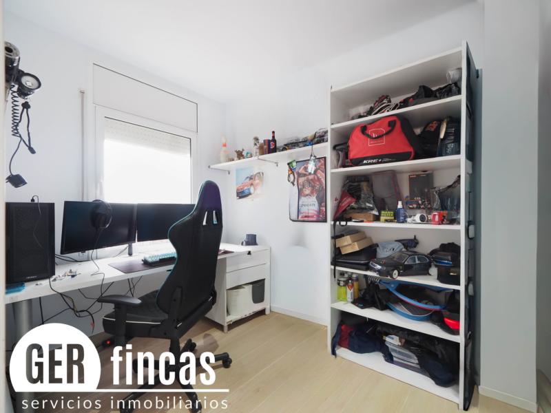 Reformado · 3 balcones · Dormitorio