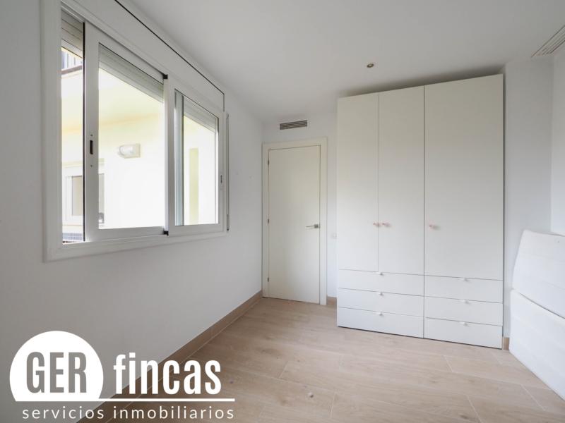 Reformado · 3 balcones · Dormitorio